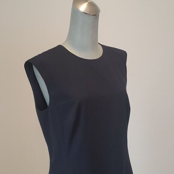 Lauren Ralph Lauren | Structured Dress - Picture 2 of 7